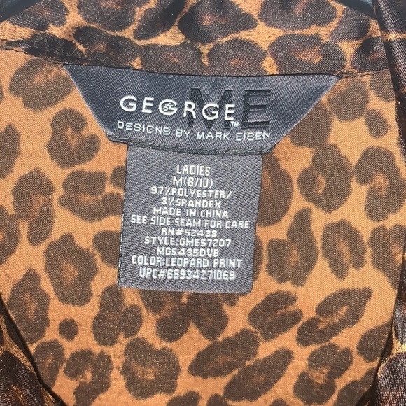 George Designs by Mark Eisen Animal Print Button up long sleeve blouse Size M - Picture 3 of 4